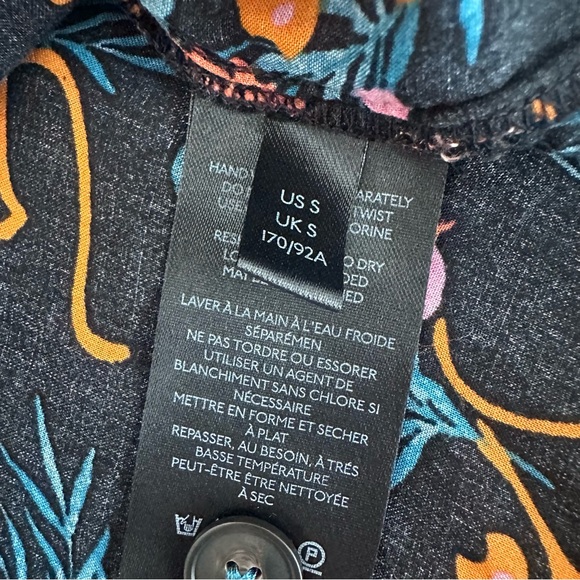 Anthropologie Maeve Monkey Print Blouse Black Safari Orange Pink Floral Top S - Picture 10 of 10